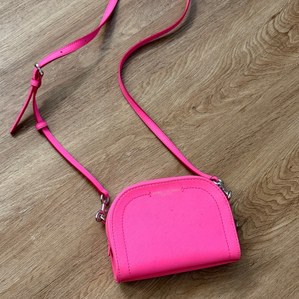 MARC JACOBS Pink Crossbody Bag